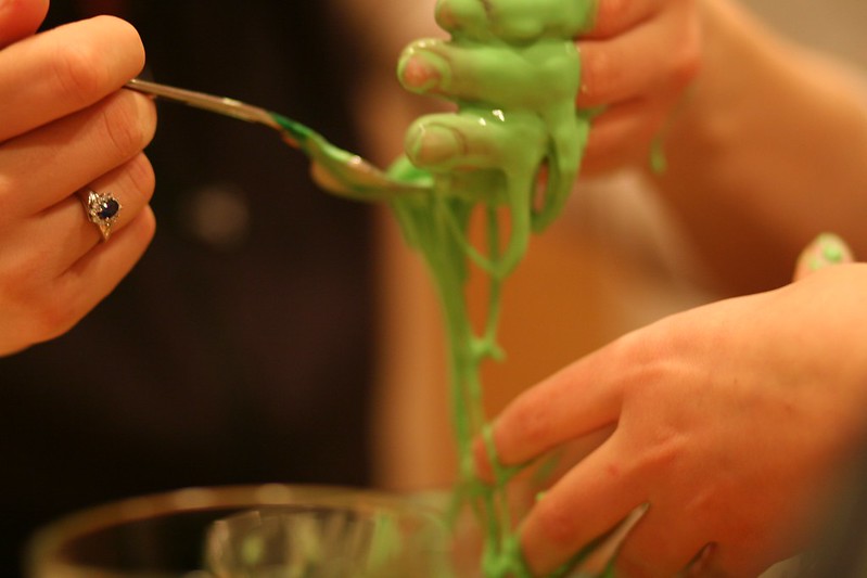 Homemade oobleck