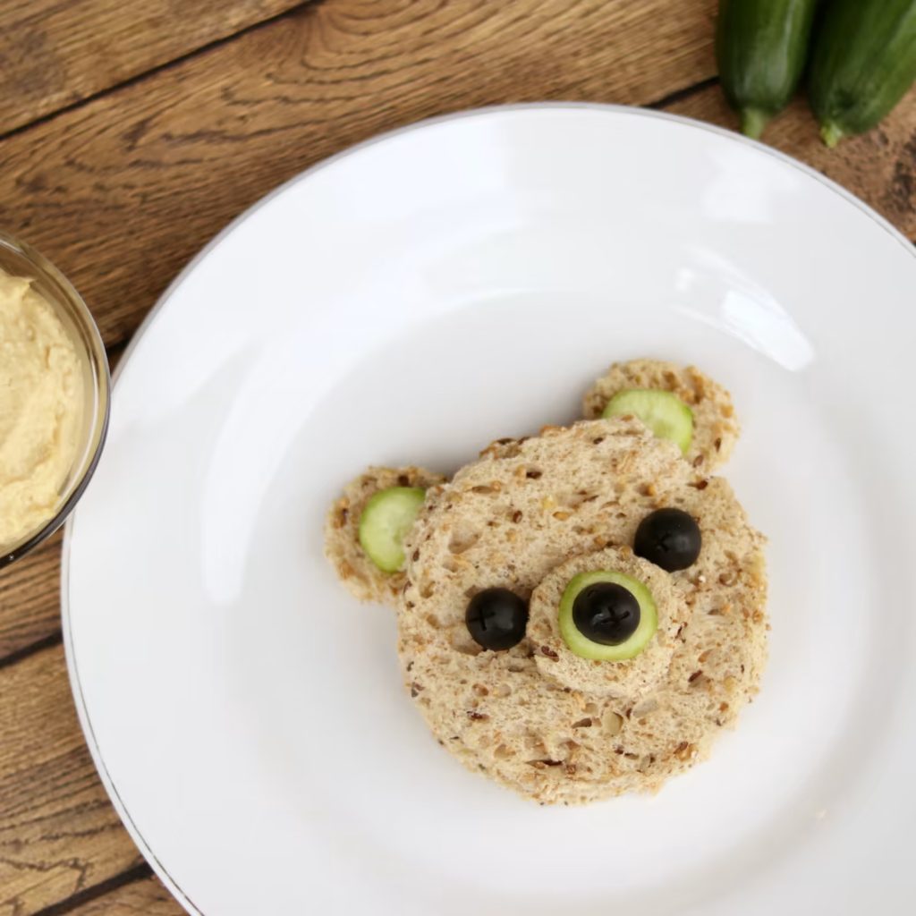 Teddy bear sandwich for kids