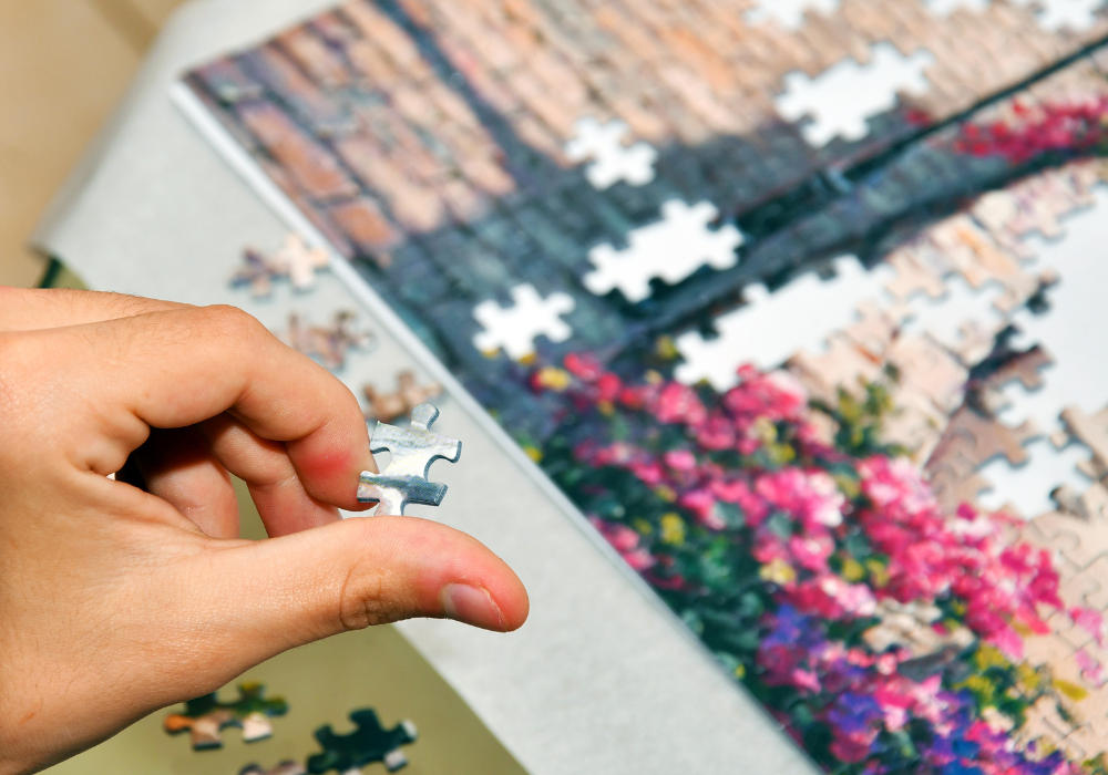 Putting a jigsaw puzzle together