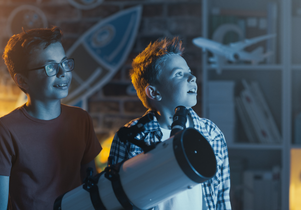 Kids with a telescope