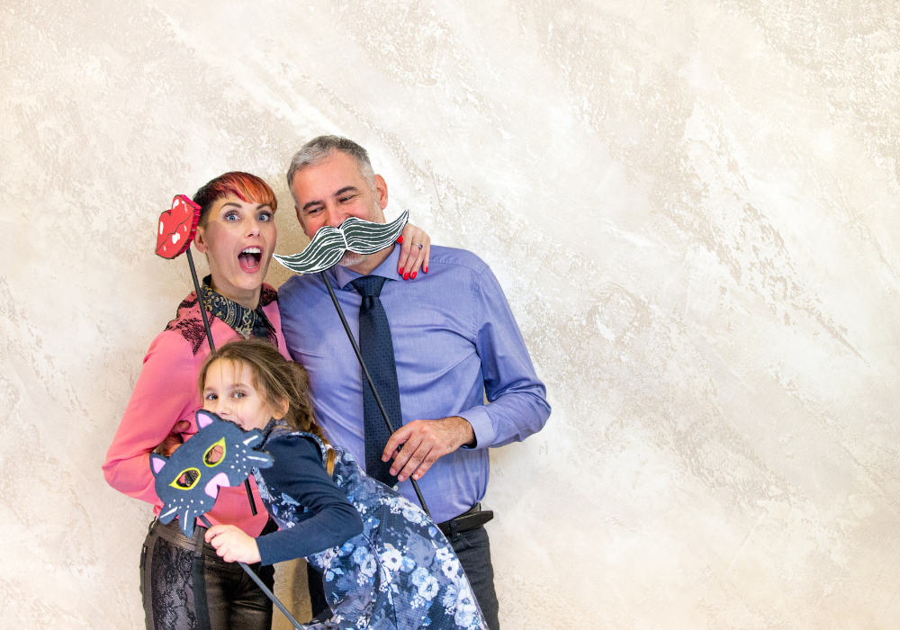 Photoshoot image with the family